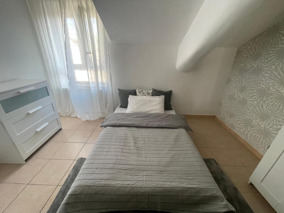 Mansarda Di Nolo-Mm Pasteur-Red Line Apartment Милано Екстериор снимка